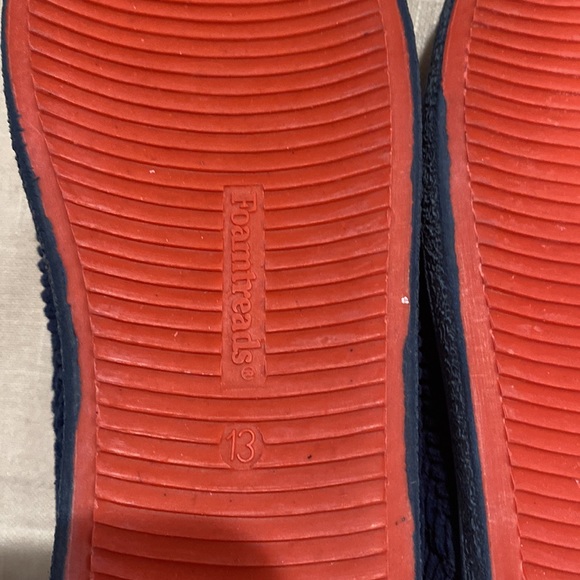 New Foamthreads Navy corduroy slippers  red rubber sole for little boys Sz 13 - Picture 11 of 16